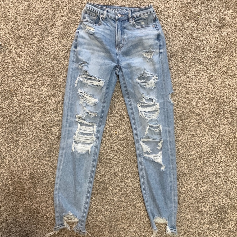 American eagle mom jeans. These jeans are stretchy, ripped and very cute.